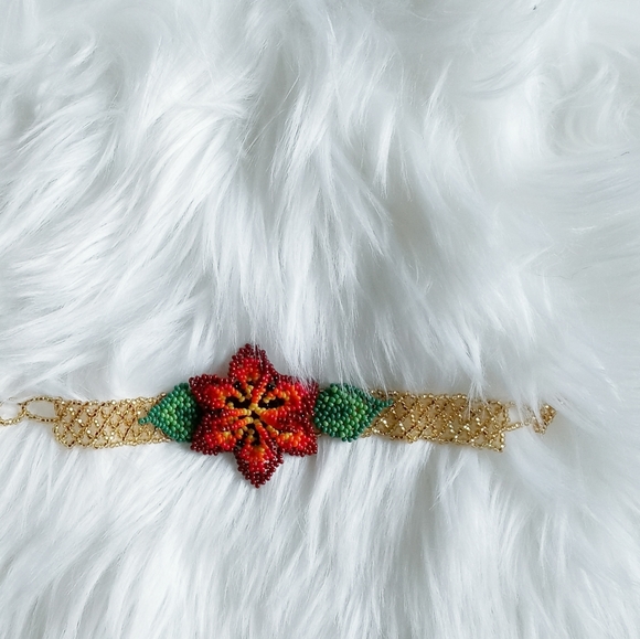 Floral  Beaded  Bracelet from Mexico - Picture 1 of 3